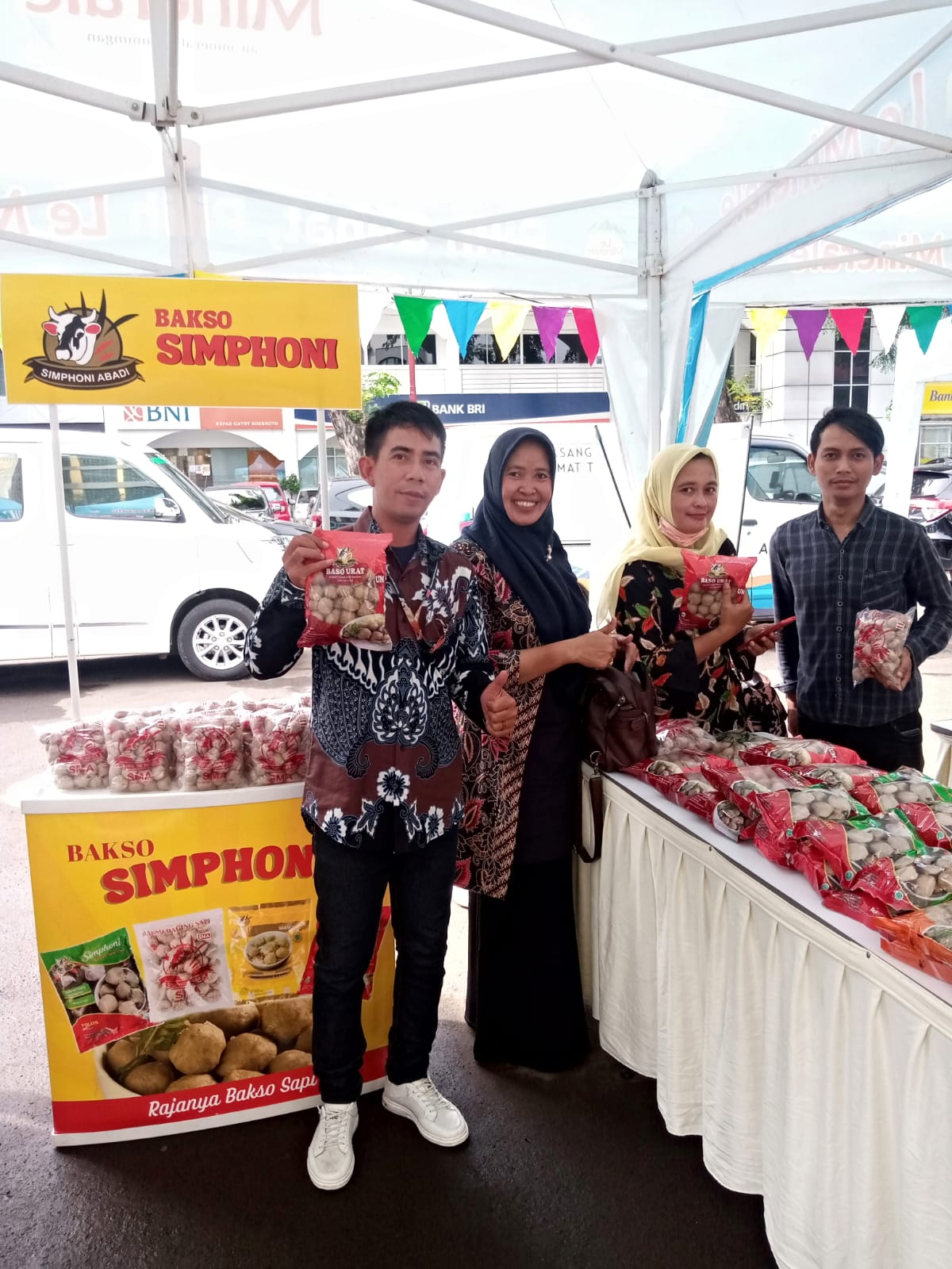 Bazar Hut HIMPIKEMENTARA